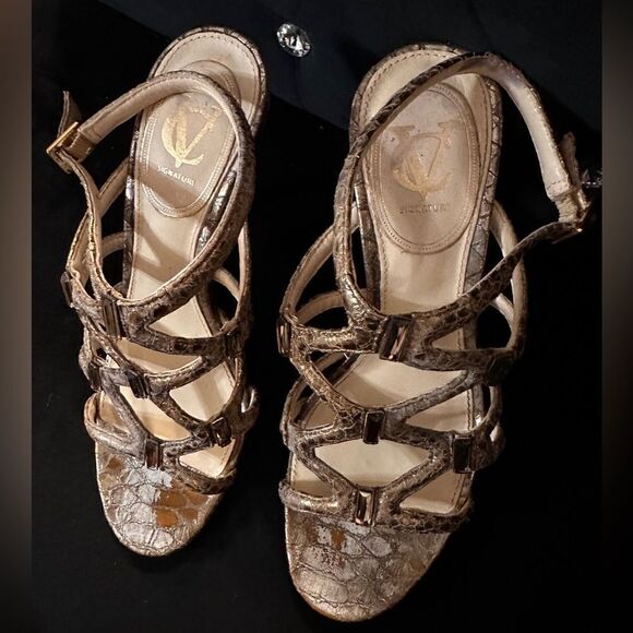 VC Signature Vogue Heels Women's Sz 6 Platinum Gold Metallic Snake Leath… - Picture 9 of 17